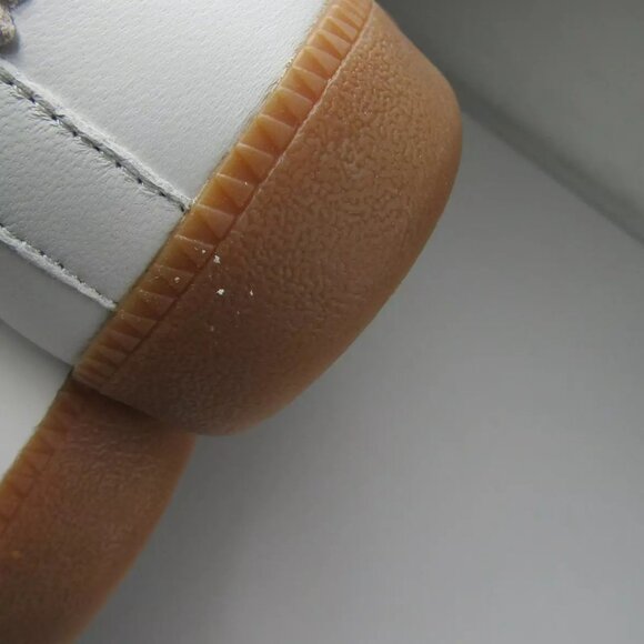 NEW SILENT D Womens Seena Sneakers Hook & Loop Low-Top Suede Toe White - Picture 8 of 9